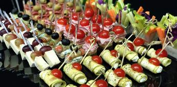 Фуршетный сет с брускеттами на 20-25 персон
