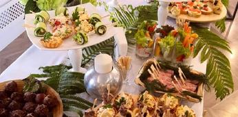 Фуршет с горячими закусками и обслуживанием стандарт на 30 персон